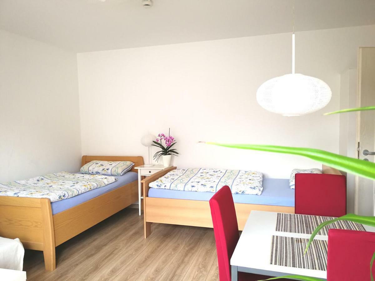 Quiet City-Apt, 4Min City-Center, 18Min Fair Nuernberg!!! エクステリア 写真
